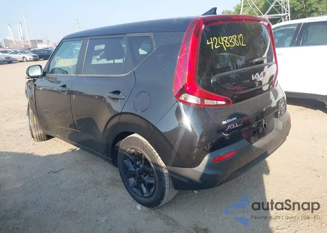 2022 Kia Soul Lx z USA, uszkodzony, nr VIN KNDJ23AU8N7184734